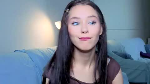 Lily online show from September 20, 2:26 pm