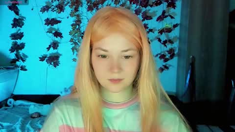 Snapshot of smallimpmeili chatting on October 22, 8:58 pm smallimpmeili online show from October 22, 8:58 pm