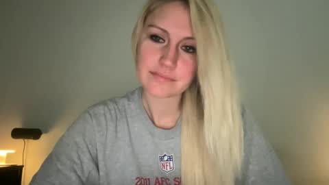 smexxii93 online show from January 8, 3:49 pm