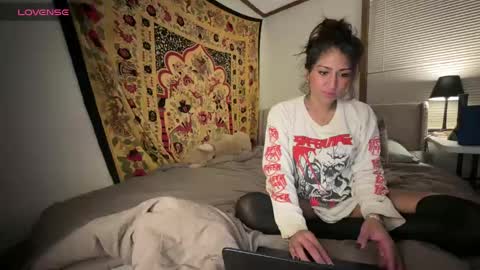 Carolina online show from February 12, 3:51 am