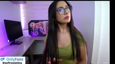 soffi_rousel_ online show from October 14, 5:37 pm