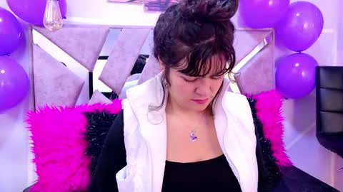 Sofi Noa online show from November 15, 11:55 am