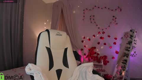 Sofia Gaze online show from February 24, 2:33 am