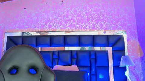 Sofia online show from October 8, 3:11 am