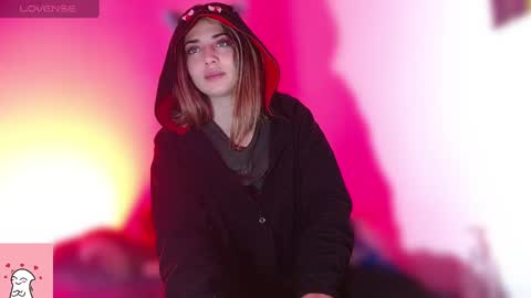 Sofia Naughty18 online show from February 14, 6:12 am