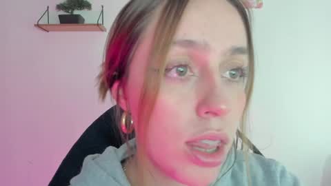     online show from December 18, 2:42 am