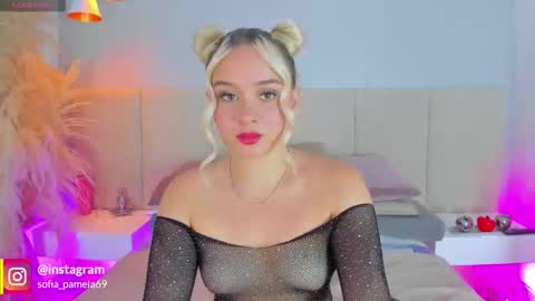 SOFIA PAMELA online show from November 10, 7:31 pm