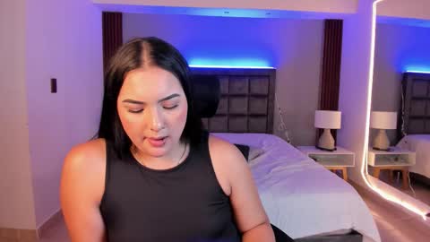 Snapshot of sofiacaramel chatting on October 8, 8:35 pm Sofia caramel online show from October 8, 8:35 pm