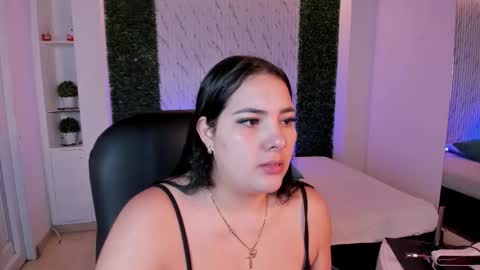 Sofia caramel online show from February 12, 11:01 am