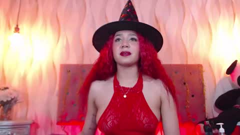 Sofi online show from October 31, 3:19 am