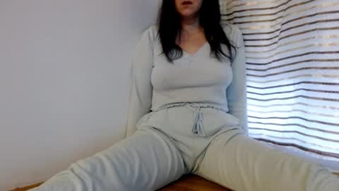 SofiaLenis online show from February 21, 1:45 pm