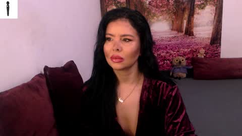 sofialiub online show from December 5, 12:55 pm