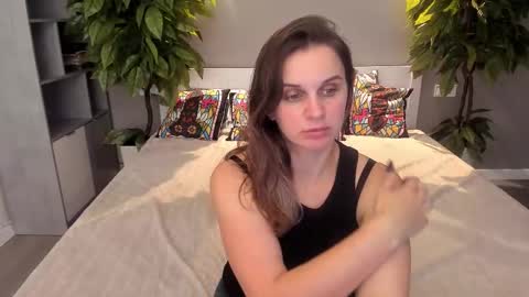 Sofi online show from November 17, 8:31 pm