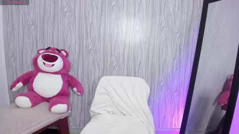 SOFIA online show from October 18, 1:19 am