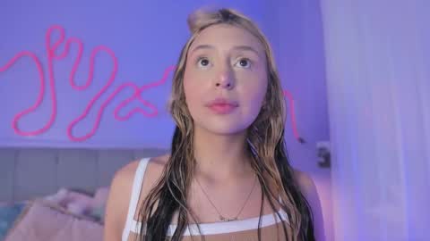 Sofi online show from January 19, 11:39 am