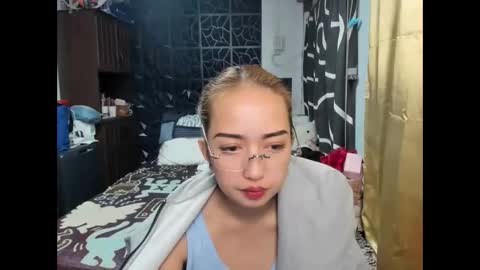 Angel online show from December 21, 9:41 pm