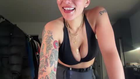 Soft Heat Maria online show from January 17, 1:35 am