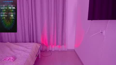 Emily online show from March 11, 7:47 pm