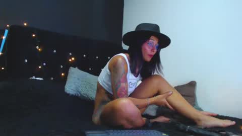 Snapshot of sofy_dep chatting on February 24, 10:25 pm Sofy online show from February 24, 10:25 pm