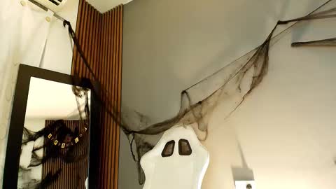 sofy west online show from October 16, 2:14 am