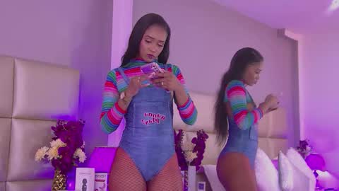   online show from October 31, 5:53 am