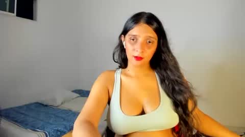 Moonie  online show from October 10, 5:12 am