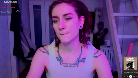 Snapshot of sonicsupergirl chatting on October 10, 11:20 pm Rie online show from October 10, 11:20 pm