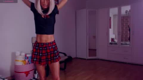 Sonja Ray online show from December 18, 10:20 am