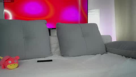 Eva 3 online show from March 5, 8:21 am