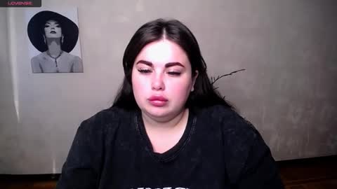 sophia__olsen online show from September 14, 6:11 am