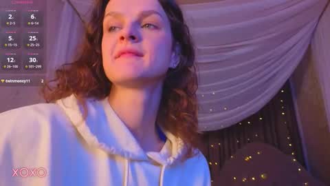 Sophia online show from November 16, 1:51 am