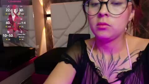 Sophi  online show from October 24, 11:28 am