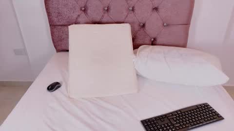 Sophia online show from October 30, 1:23 pm