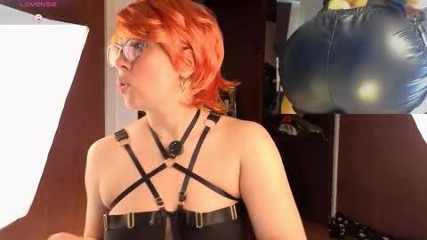 Sophia online show from January 17, 6:26 pm