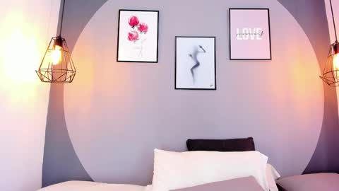 Sofi online show from February 13, 10:22 pm