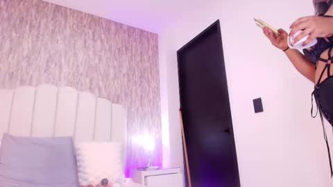 sophie online show from November 20, 12:06 pm