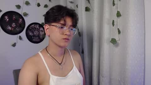 Sophie online show from November 20, 1:17 am