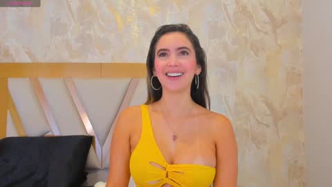 Sophie online show from February 8, 1:44 pm