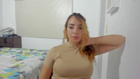 Sophia online show from February 9, 7:27 am