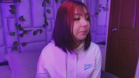   Sophie  online show from September 18, 12:15 pm