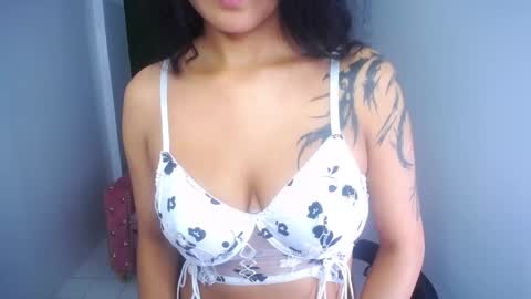 Sophia  online show from October 17, 1:25 pm