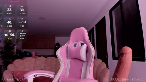 Snapshot of sophirose47 chatting on September 23, 12:42 am sophirose47 online show from September 23, 12:42 am