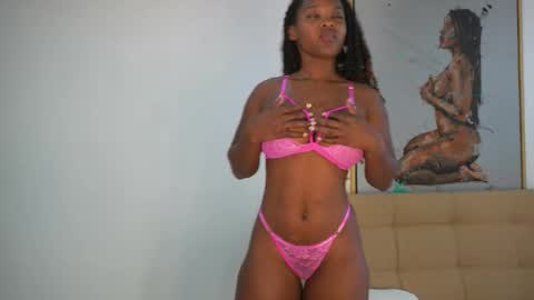 sow_fitt online show from November 19, 8:20 pm