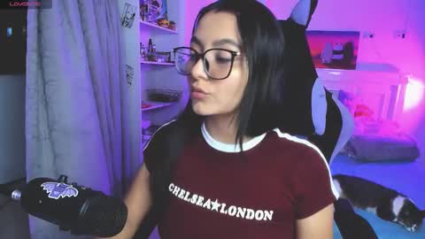 Lili online show from October 31, 12:12 am