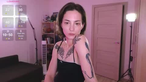 Snapshot of space_x_roxy chatting on September 11, 5:57 pm Roxy online show from September 11, 5:57 pm