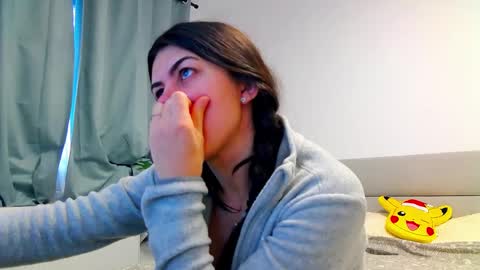 sparkly_eve online show from February 16, 2:10 pm