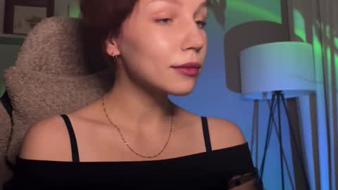 Snapshot of spicy___caramel chatting on October 25, 4:36 pm spicy___caramel online show from October 25, 4:36 pm