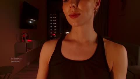 Elizabeth online show from September 24, 5:12 pm