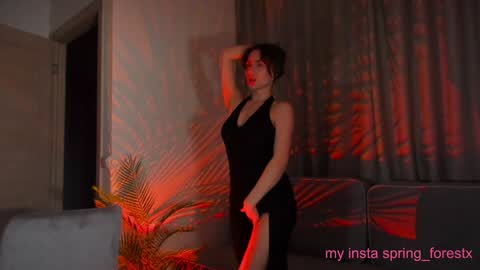 Lilly  online Monday - Friday ask time in pm online show from January 29, 6:39 pm