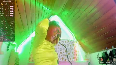 Snapshot of staacy37 chatting on December 7, 12:13 pm staacy online show from December 7, 12:13 pm